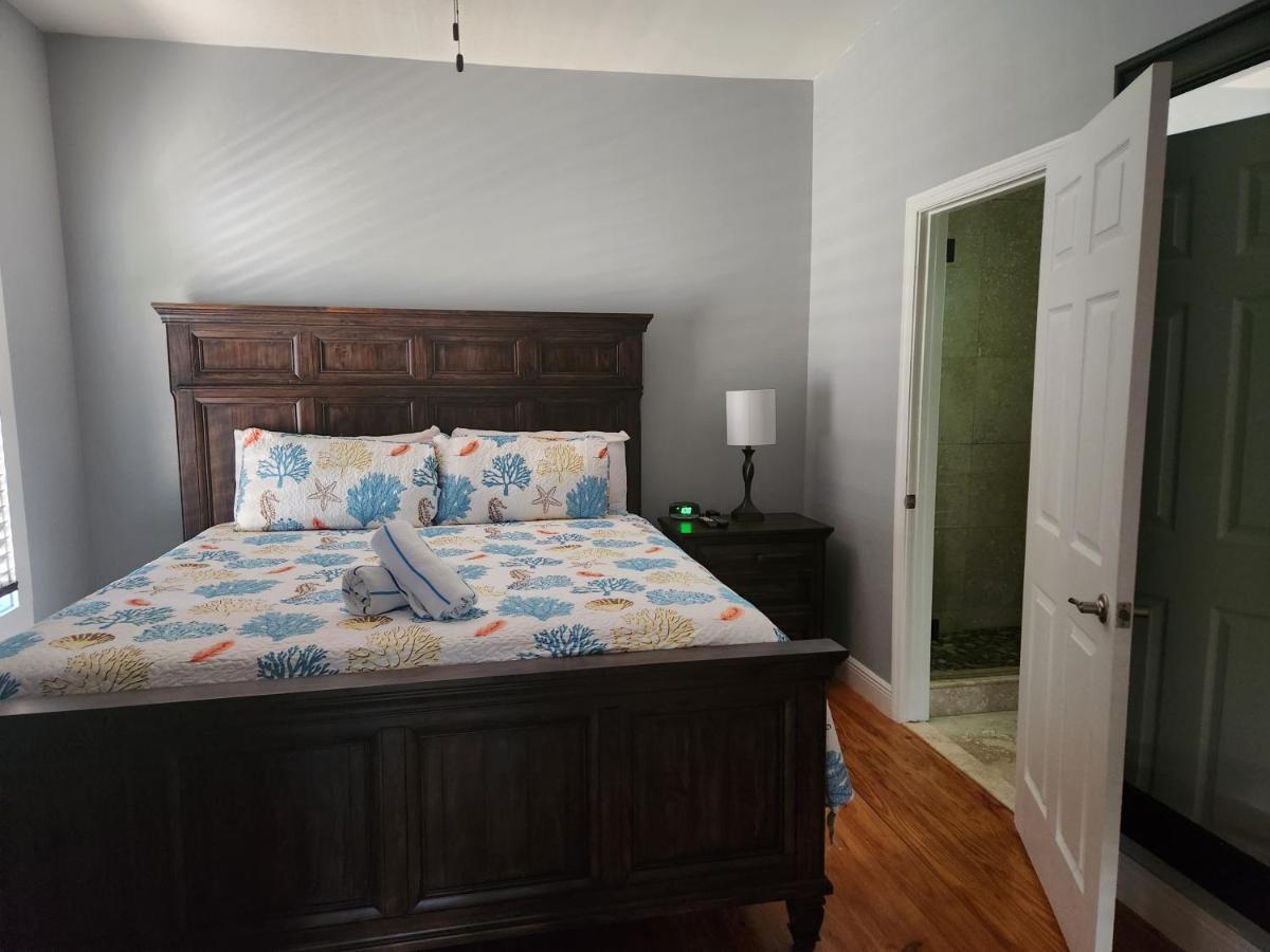 Courtney'S Place Historic Cottages & Inns คีย์เวสต์ ภายนอก รูปภาพ
