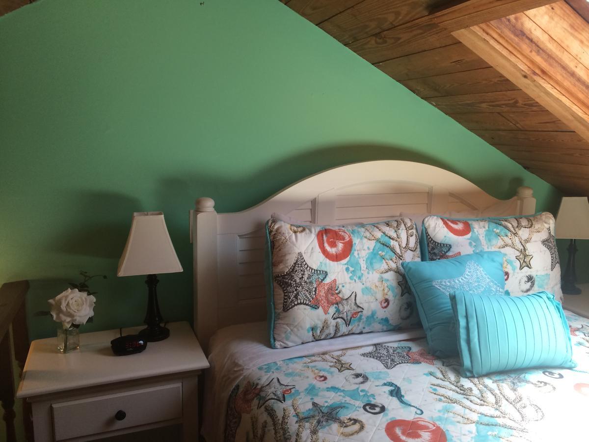 Courtney'S Place Historic Cottages & Inns คีย์เวสต์ ภายนอก รูปภาพ