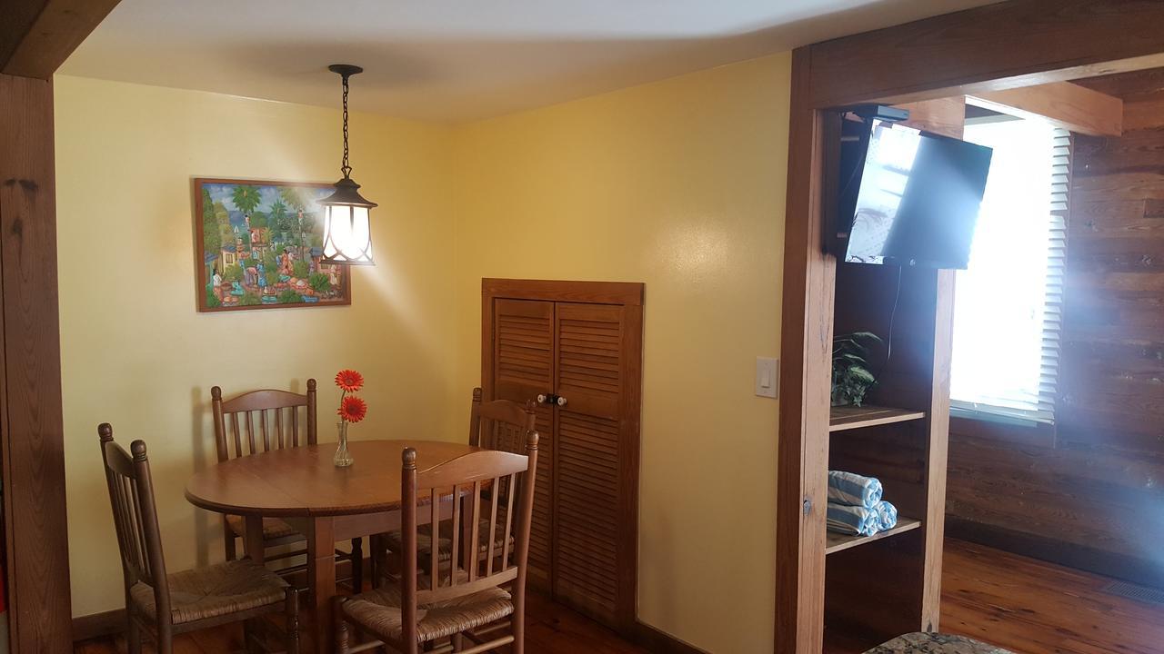 Courtney'S Place Historic Cottages & Inns คีย์เวสต์ ภายนอก รูปภาพ