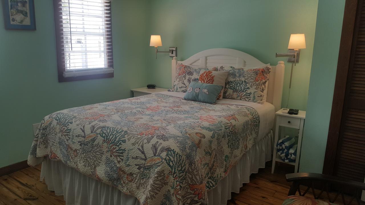 Courtney'S Place Historic Cottages & Inns คีย์เวสต์ ภายนอก รูปภาพ