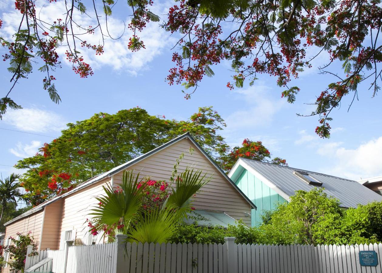 Courtney'S Place Historic Cottages & Inns คีย์เวสต์ ภายนอก รูปภาพ